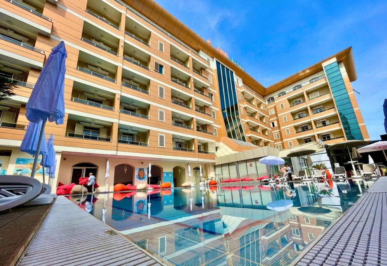 AMH Hotel 