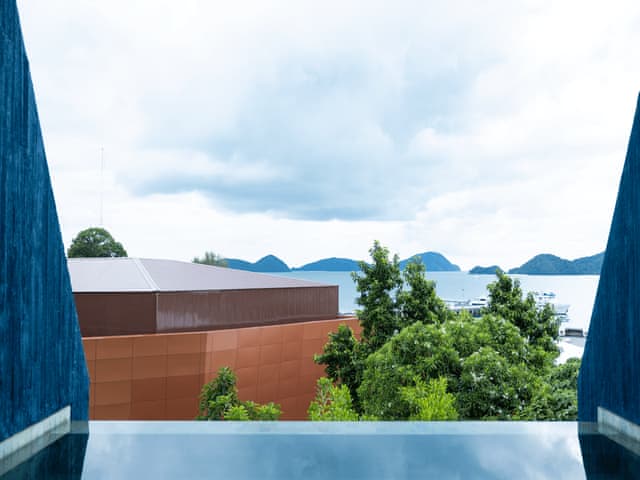 Yaya Pool Suite Ocean View