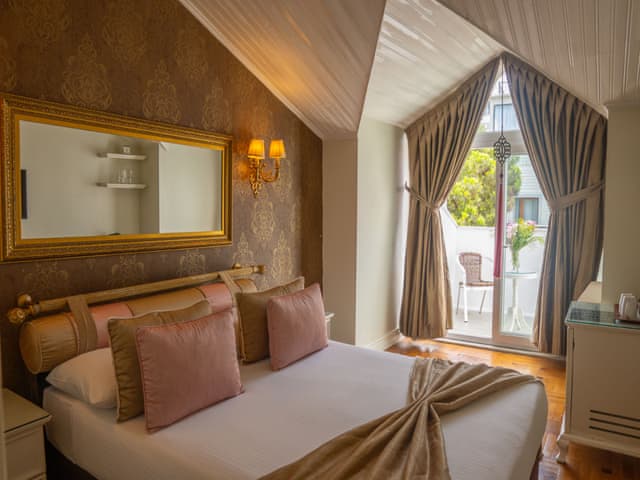 Elegance Room with Balcony - Loft or Sea View