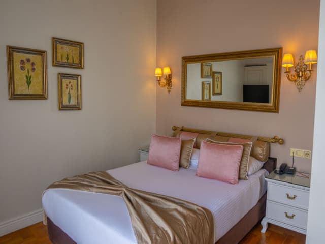 Elegance Room with Balcony - Loft or Sea View