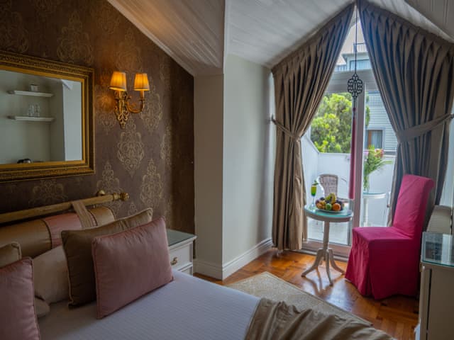 Elegance Room with Balcony - Loft or Sea View