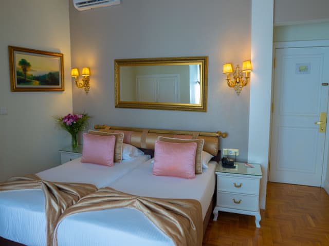 Elegance Room with Balcony - Loft or Sea View