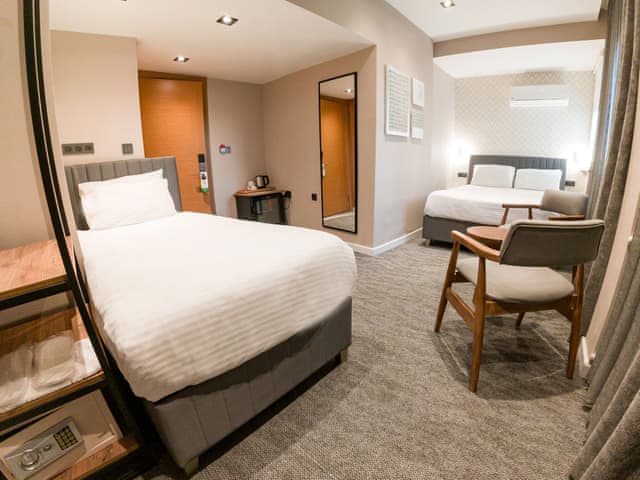 Superior Üç Kişilik Oda