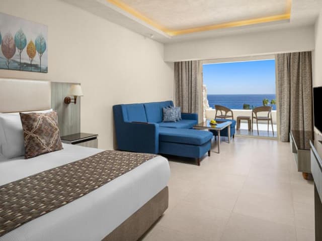 Deluxe Triple Room with Sea View
