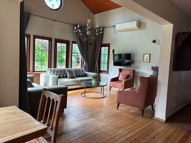 Four Bedroom Country Villa