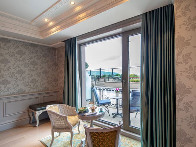 Ground Special Deluxe Bosphorus