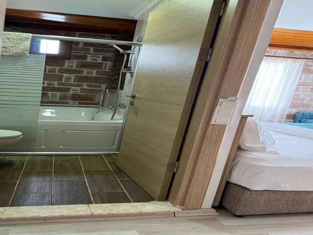 Garden Room (Sea view)