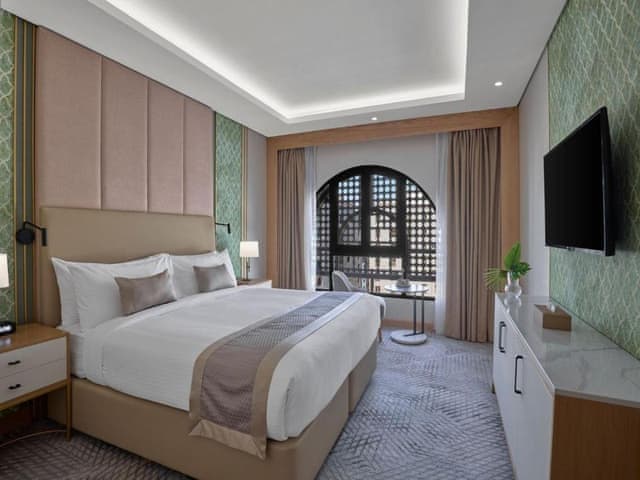 Suite, 3 Bedrooms