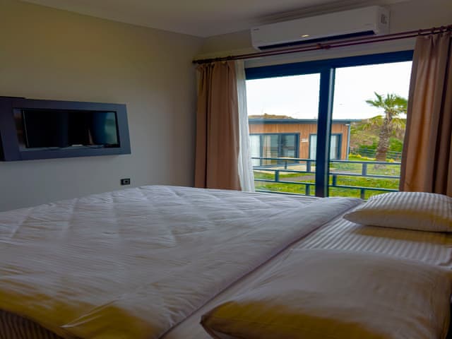 Delüks Çift Kişilik Oda (Deniz manzaralı)