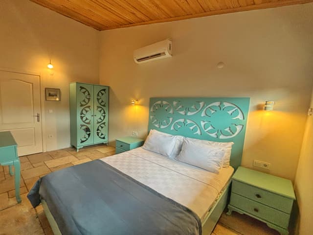Three-Bedroom Garden Villa