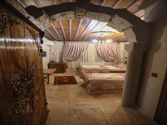 Standart İki Yataklı Taş Oda