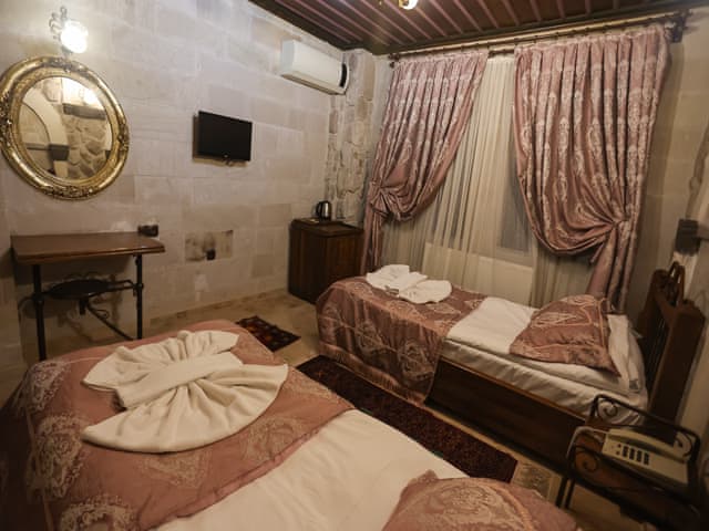 Standart İki Yataklı Taş Oda