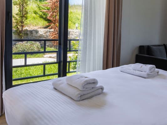 Deluxe Queen Room Sea View