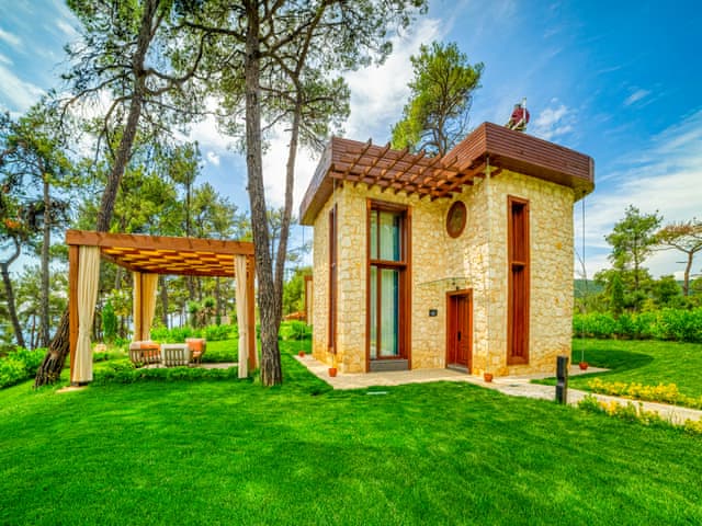 Deluxe Stone Villa