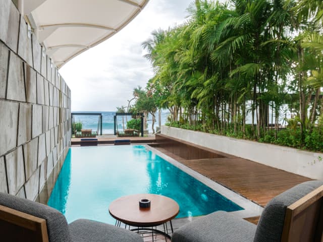 Ocean Infinity Pool Suite