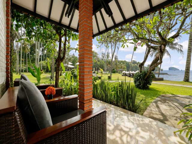 Deluxe Ocean Bungalow