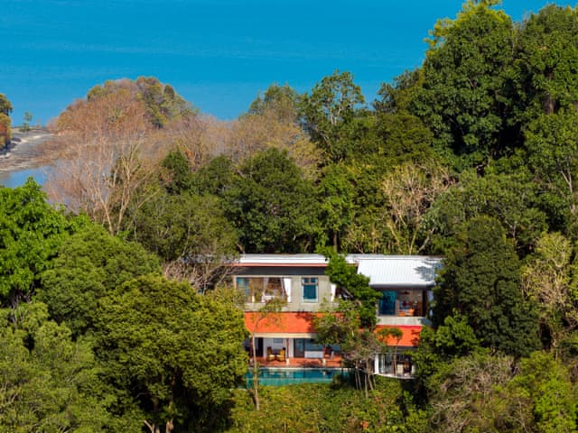 Villa Raya