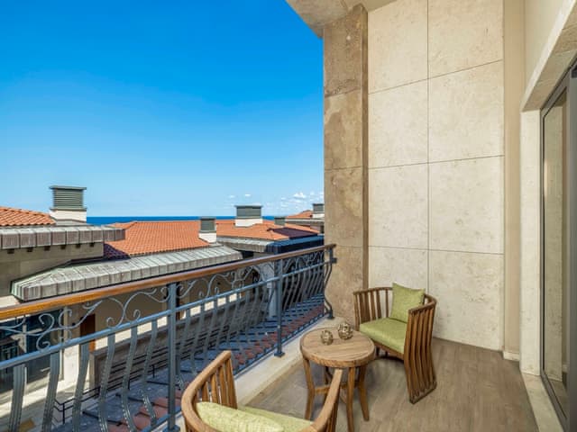 Deluxe Double Room with Land View