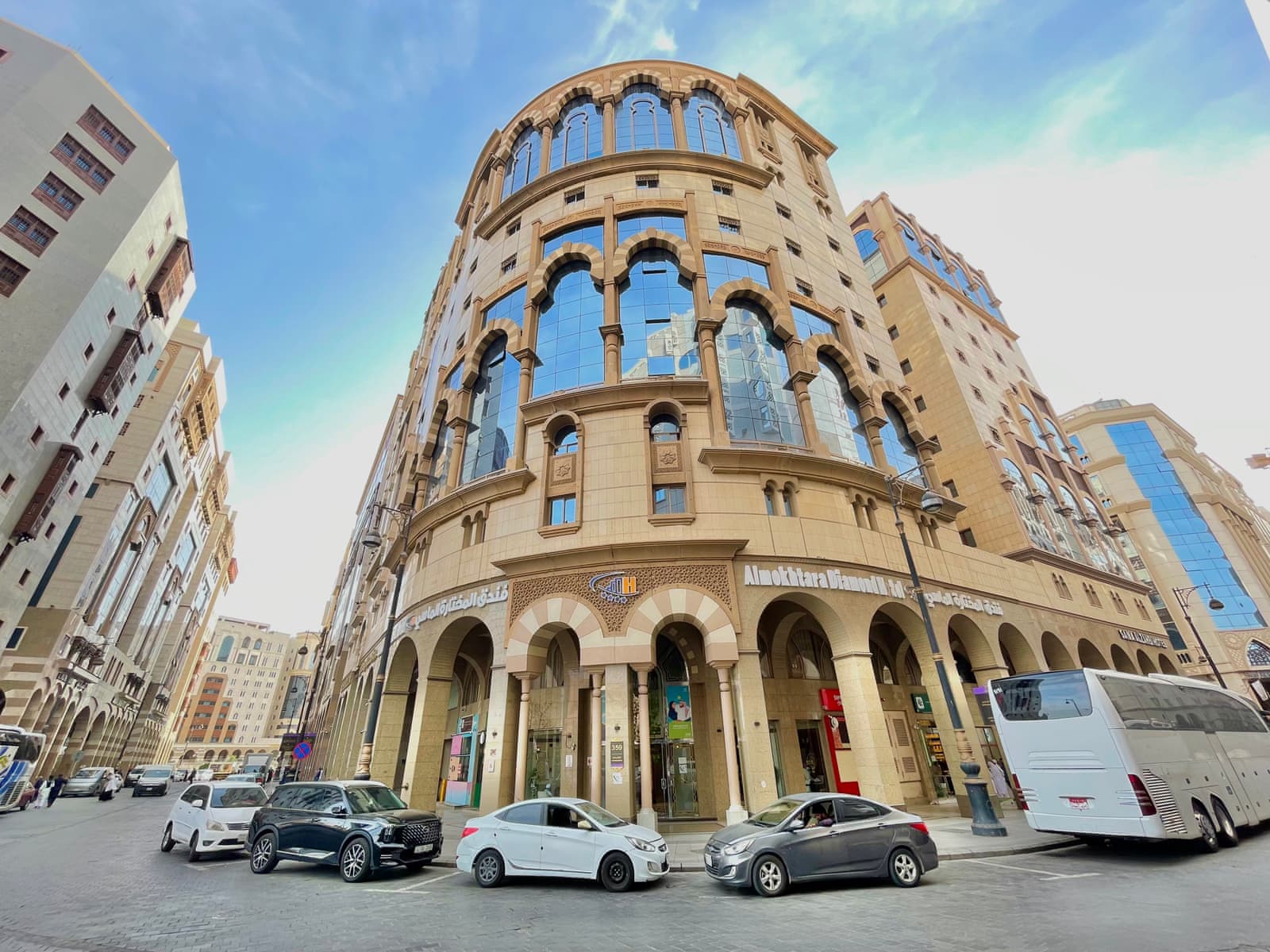 Al Mukhtara Almasi Hotel