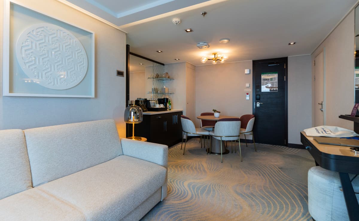 Premier Suite