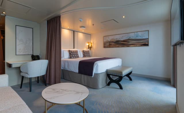 Signature Suite