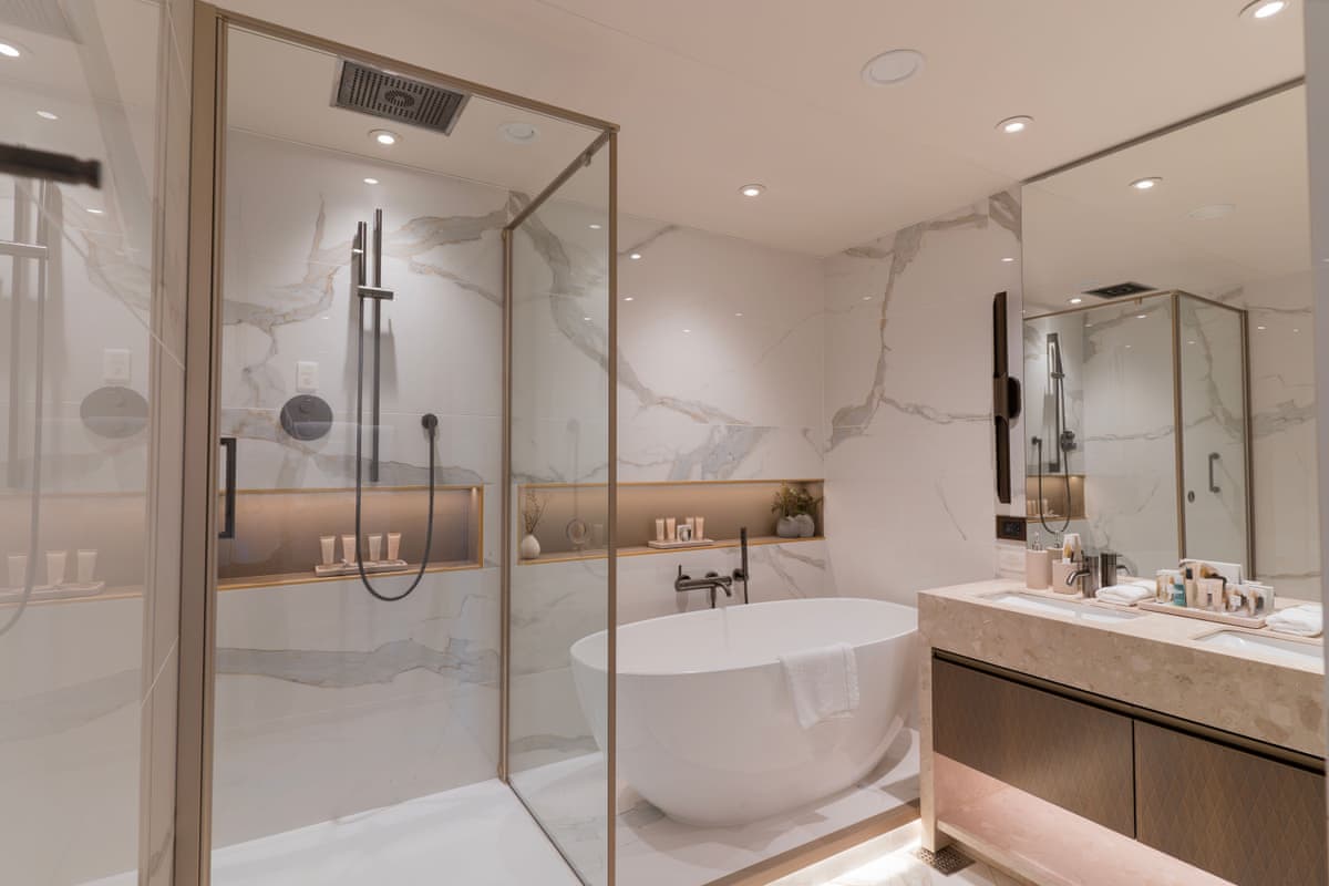 Signature Suite