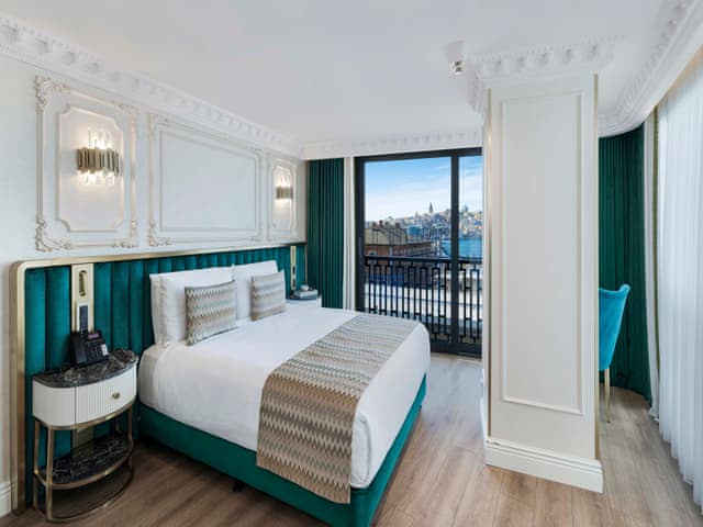 Two Bedroom Family Suite Bosphorus View