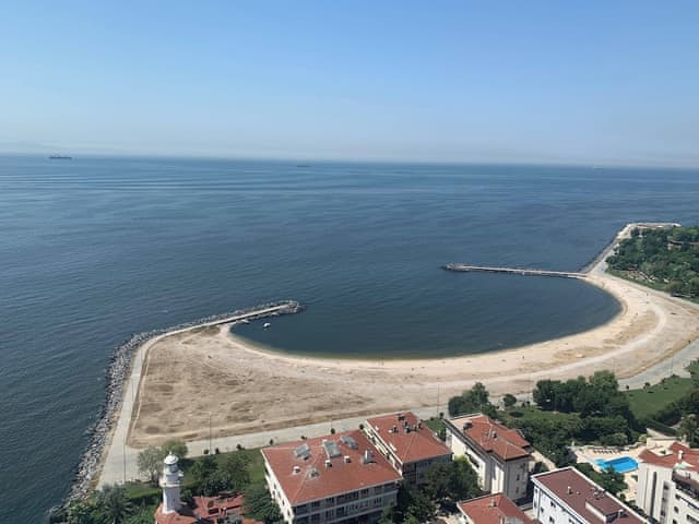 Deluxe Room, 1 King Bed, Sea View