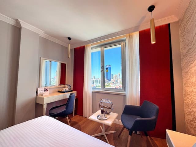 Superior Twin Room (Spa Access Included)