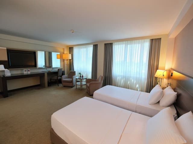 Grand Twin Room (Spa Access Included)