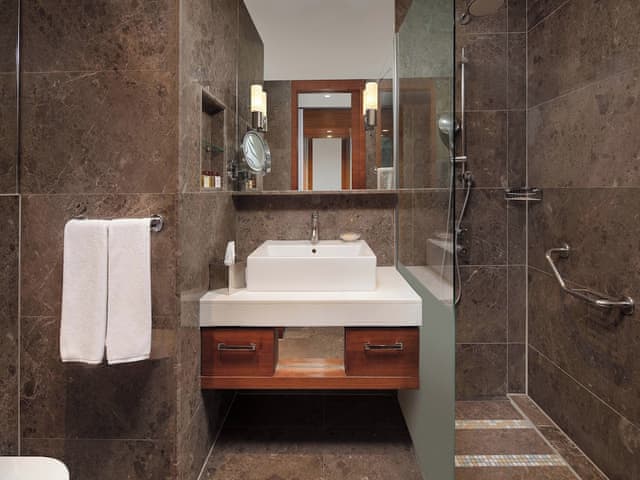 Deluxe Room, 2 Twin Beds, Sea View