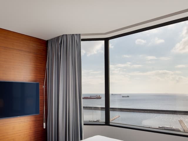 Superior Room, 1 King Bed, Sea View