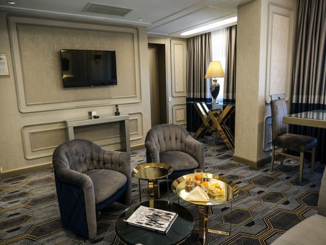 Grand Premier Suite