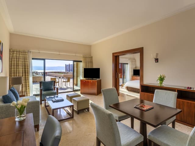 Suite, 1 King Bed, Sea View