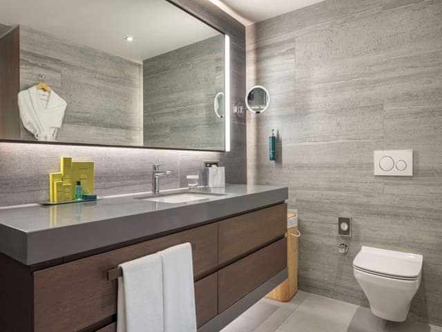 Executive Apartment (Suite)