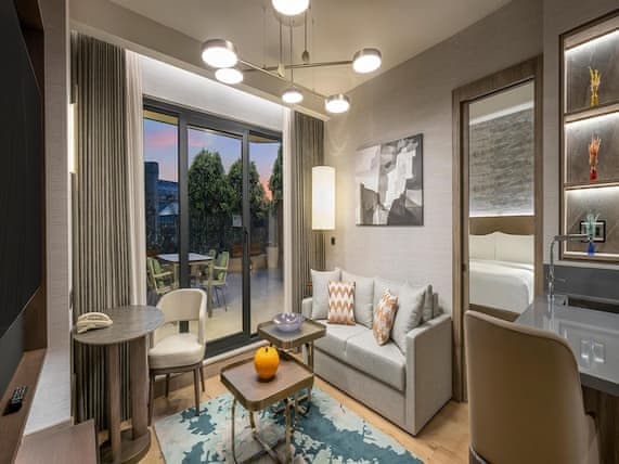 Executive Apartment (Suite)