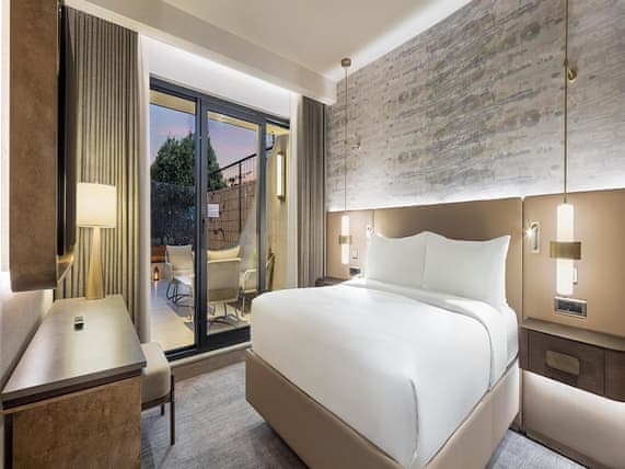 Executive Apartment (Suite)