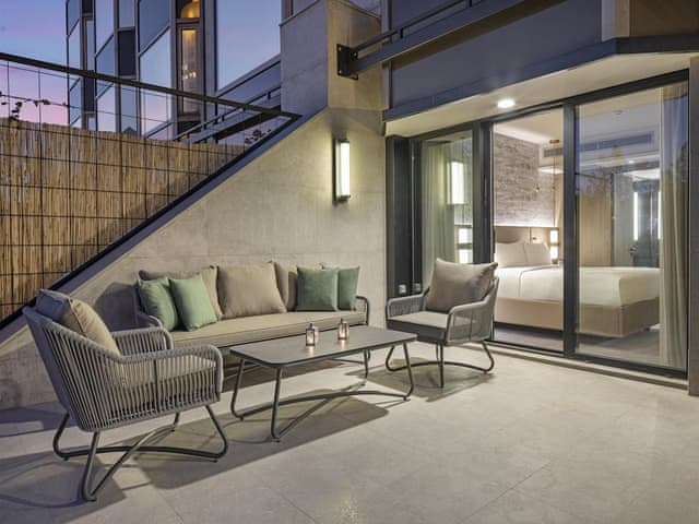Executive Apartment (Suite)