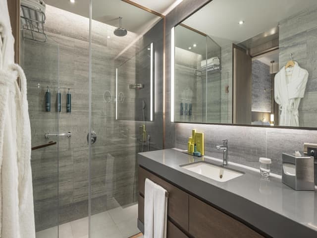 Executive Apartment (Suite)