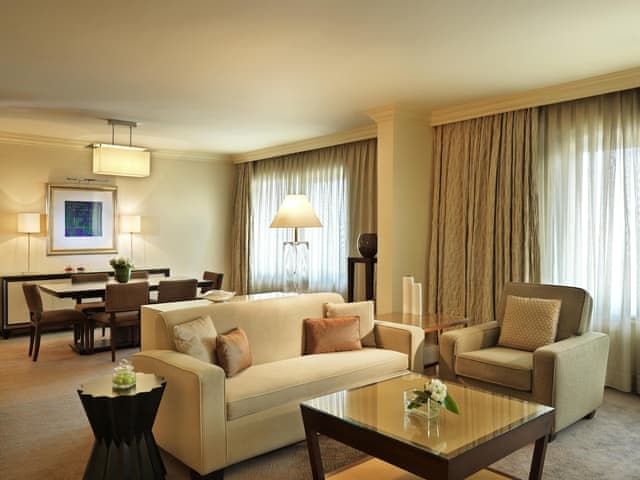 Grand, Executive Suite, 1 King Bed