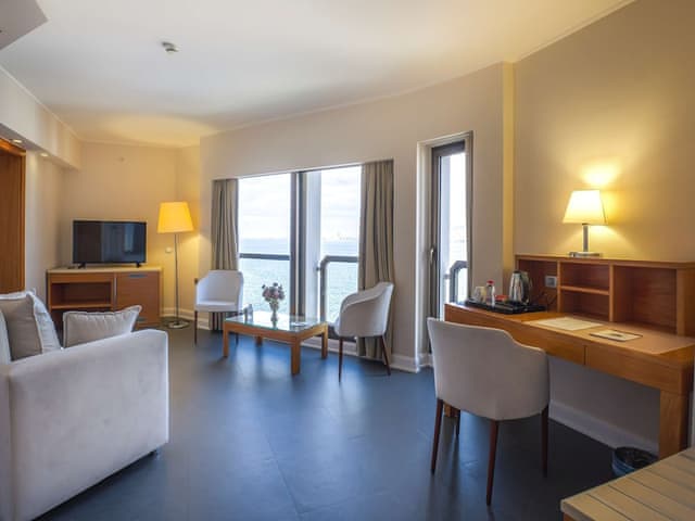 Standard Room, 1 King Bed, Jetted Tub, Sea View