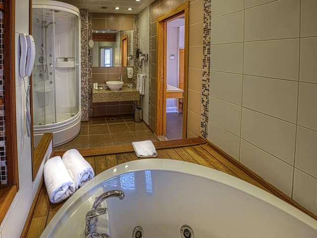 Standard Room, 1 King Bed, Jetted Tub, Sea View