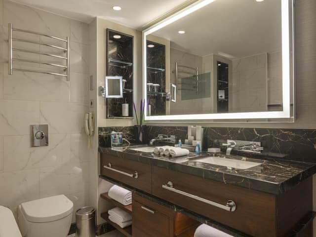 Bosphorus Suite with Balcony, Lounge Access