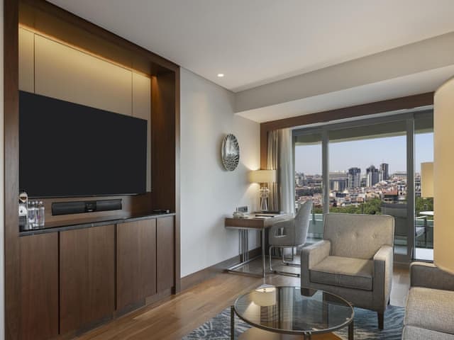 Park Suite with Balcony, Lounge Access