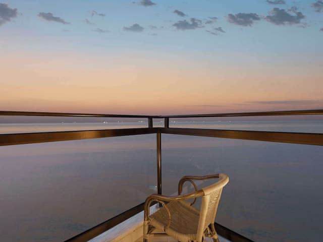 Deluxe Room, 1 King Bed (Panoramic)