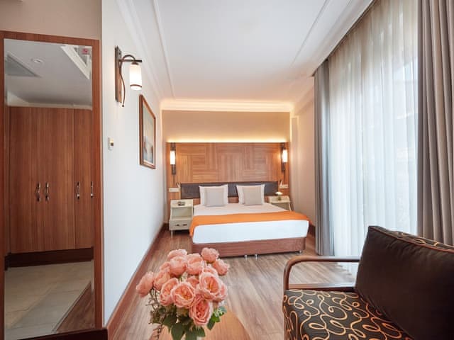 Junior Suite, 1 Bedroom, Balcony, City View