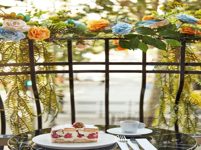 Grand Suite, Balcony, City View