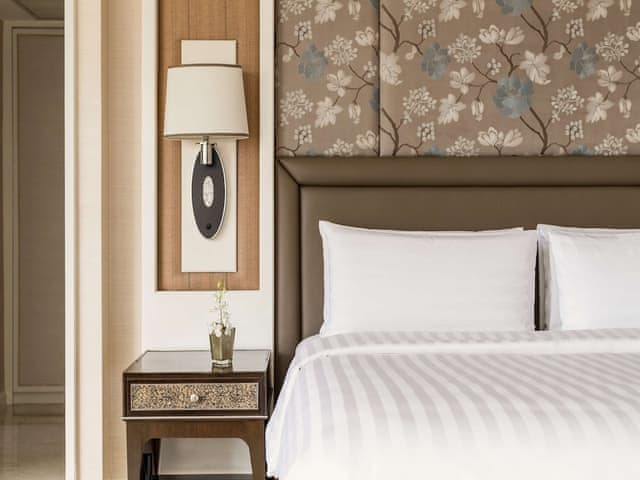 Tower Wing, Deluxe Room, 1 King Bed