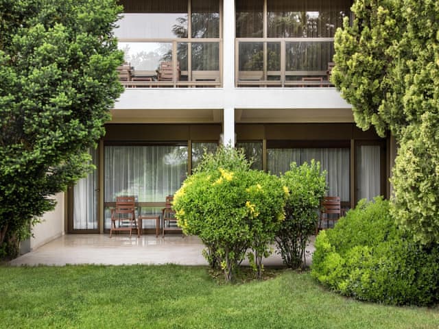 King Deluxe Room - Garden View