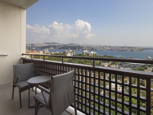 TWO DOUBLE BEDS DELUXE ROOM - BOSPHORUS VIEW